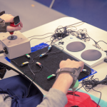 GIZMODOより「アクセシブルなゲームコントローラーをMicrosoftが発表。障がいを持つ人もゲームを楽しめるように」